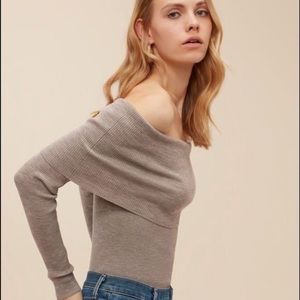 Aritzia Wilfred Off the Shoulder sweater